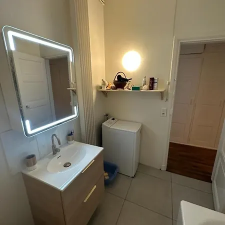 Beautiful Bright - Close To The Seine Apartament Paryż